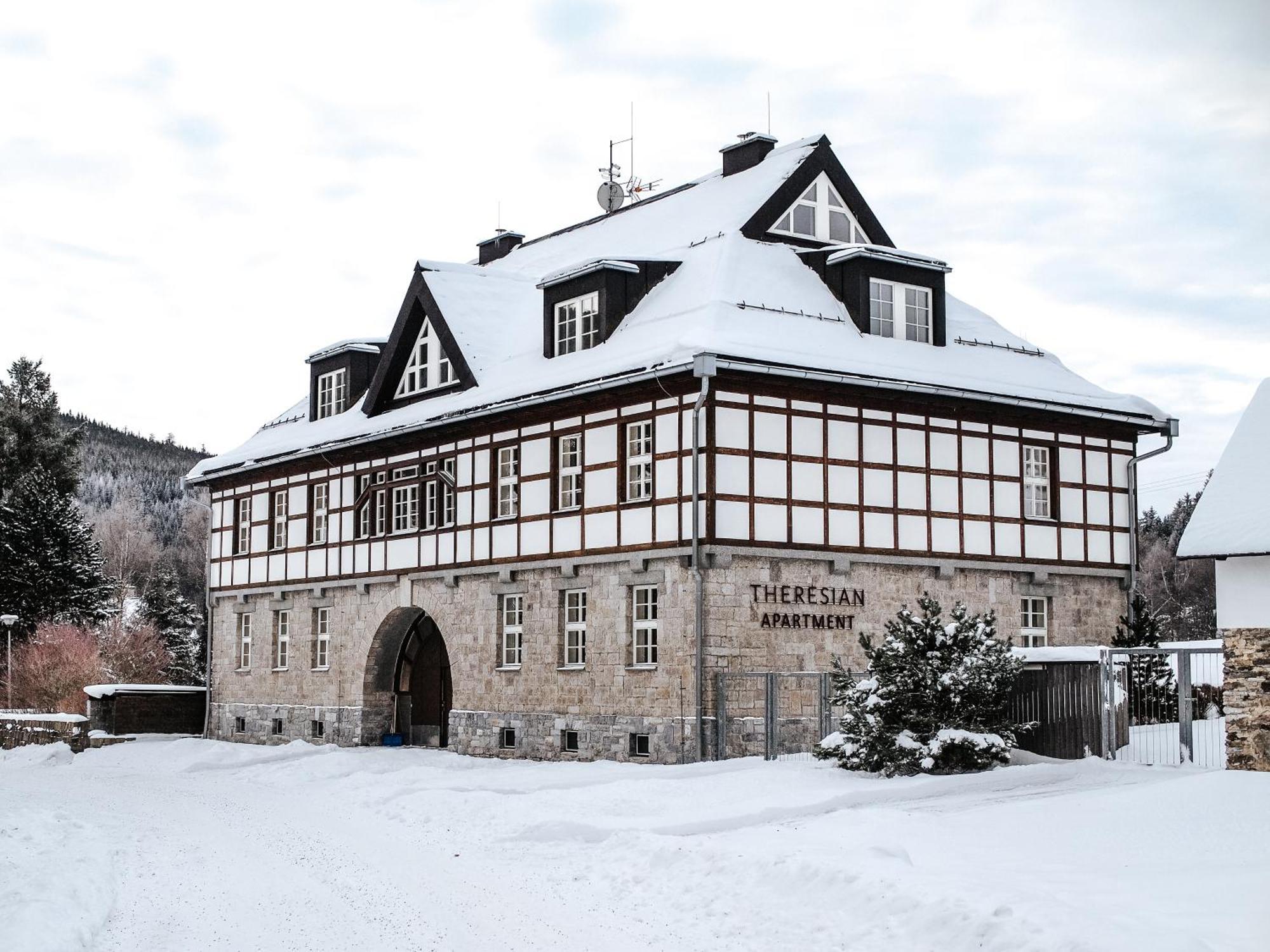 Theresian Apartment Ostružná Kültér fotó